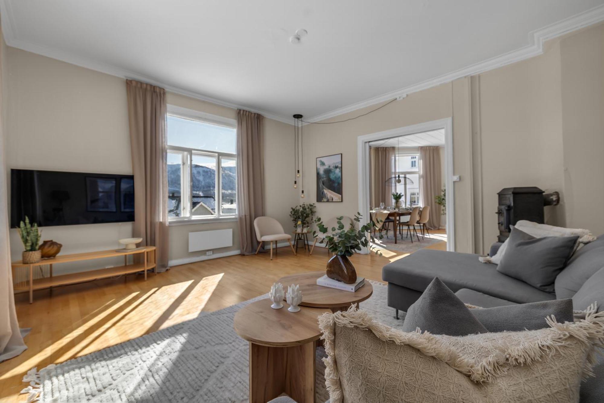 Amazing Tromso City Apartment With Free Parking And Lovely City Views! エクステリア 写真